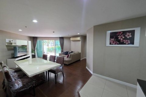 Eigentumswohnung in Bangkok, Thailand, 5 Schlafzimmer  № 132415 - Foto 2