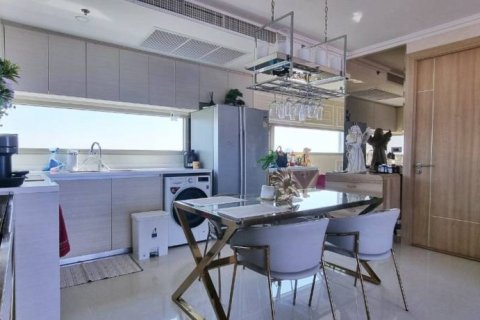 Condominio de 2 dormitorios en Pattaya, Tailandia № 115814 - foto 4