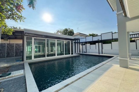 Haus in Bangkok, Thailand 5 Schlafzimmer № 119817 - Foto 10
