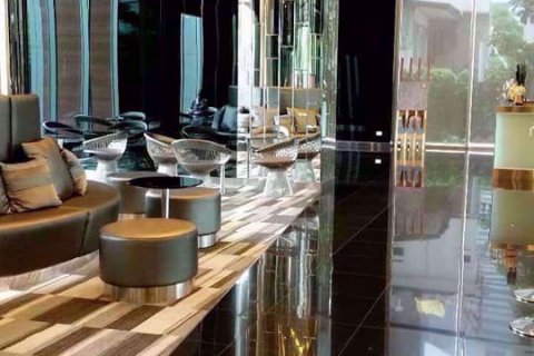 Sobre plano Rhythm Sathorn - Narathiwas en Bangkok, Tailandia № 36312 - foto 10