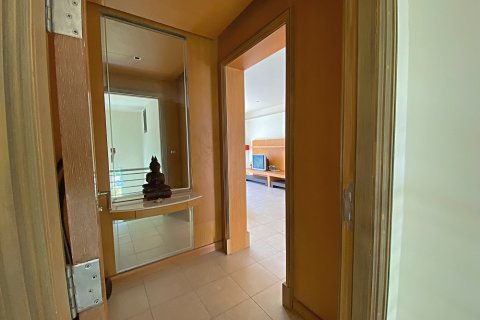 Condo à Hua Hin, Thaïlande, 2 chambres  № 125379