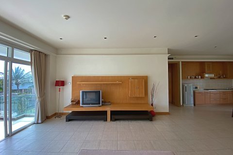 Condominio de 2 dormitorios en Hua Hin, Tailandia № 125379 - foto 14
