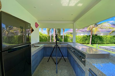 Casa de 3 dormitorios en Hua Hin, Tailandia № 125375 - foto 8
