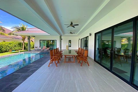 Casa de 3 dormitorios en Hua Hin, Tailandia № 125375 - foto 13