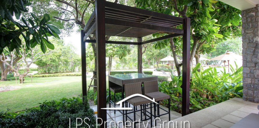 Condominio de 4 dormitorios en Hua Hin, Tailandia № 125377