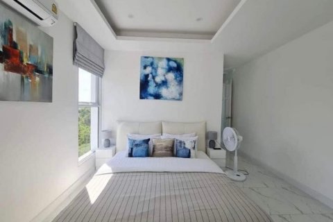 Casa de 4 dormitorios en Hua Hin, Tailandia № 125378 - foto 14