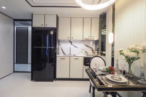 Condominio de 1 dormitorio en Bang Lamung, Tailandia № 132206 - foto 2