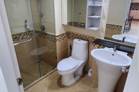 Condominio de 2 dormitorios en Khlong Toei, Bangkok, Tailandia № 79318 - foto 13