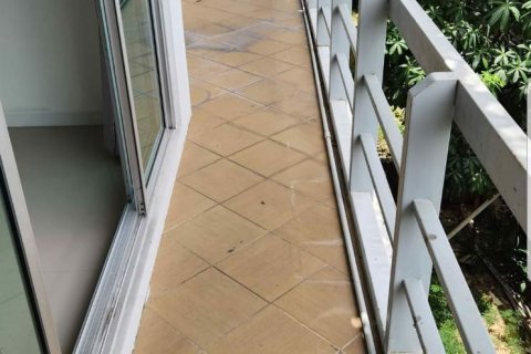 Condominio de 2 dormitorios en Khlong Toei, Bangkok, Tailandia № 79318 - foto 14