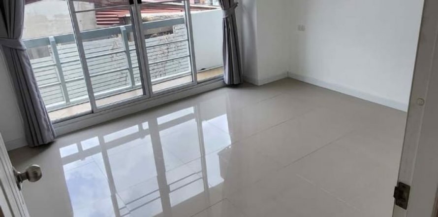 Condominio de 2 dormitorios en Khlong Toei, Bangkok, Tailandia № 79318