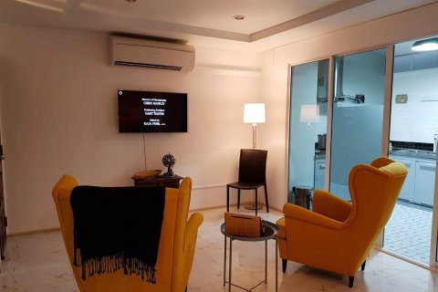 Adosado de 3 dormitorios en Bangkok, Tailandia № 144122 - foto 2