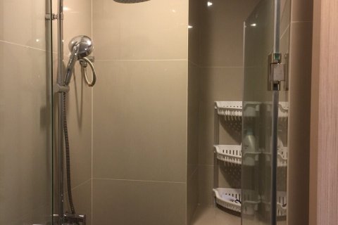 Condominio de 1 dormitorio en Bangkok, Tailandia № 144126 - foto 7