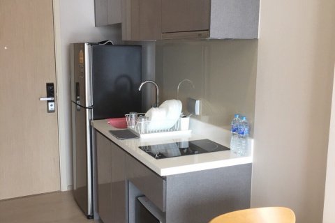 Condominio de 1 dormitorio en Bangkok, Tailandia № 144126 - foto 2