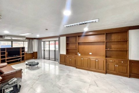 Condominio de 3 dormitorios en Bangkok, Tailandia № 120474