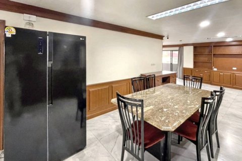 Condo à Bangkok, Thaïlande, 3 chambres  № 120474 - photo 6