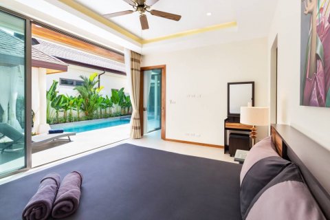 Villa in Phuket, Thailand 4 Schlafzimmer № 120478 - Foto 10
