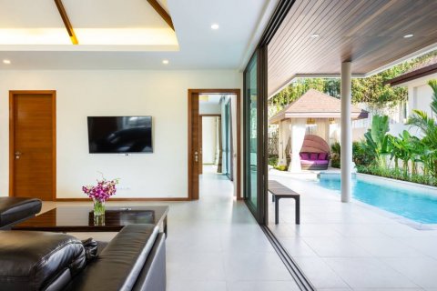 Villa in Phuket, Thailand 4 Schlafzimmer № 120478 - Foto 8