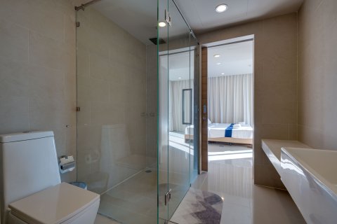 Condominio de 2 dormitorios en Phuket, Tailandia № 141778 - foto 24