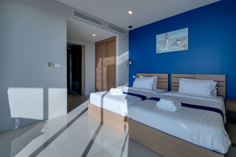 Condominio de 2 dormitorios en Phuket, Tailandia № 141778 - foto 22