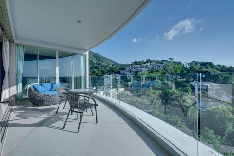 Condominio de 2 dormitorios en Phuket, Tailandia № 141778 - foto 12