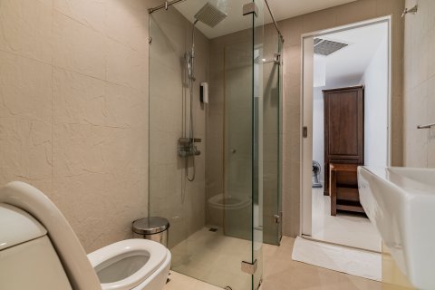 Condo in Phuket, Thailand, 2 bedrooms № 141774 - photo 5