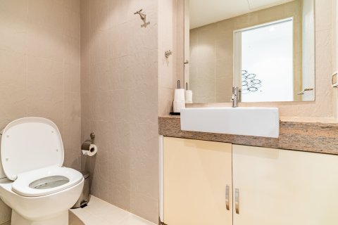 Condo in Phuket, Thailand, 2 bedrooms № 141774 - photo 11