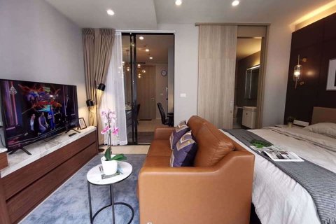Condo in Bangkok, Thailand, 1 bedroom in Noble Ploenchit  № 77752