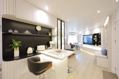 Condominio de 2 dormitorios en Bangkok, Tailandia № 132633 - foto 10