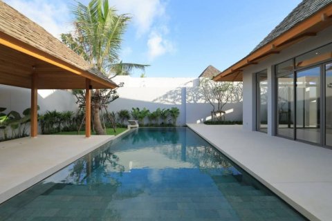 Chalet de 3 dormitorios en Phuket, Tailandia № 132634 - foto 3