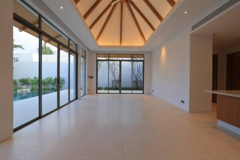 Chalet de 3 dormitorios en Phuket, Tailandia № 132634 - foto 6