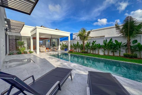 Villa in Rawai, Thailand 4 Schlafzimmer № 71757 - Foto 6