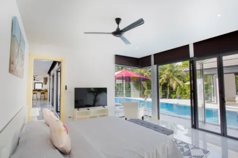 Villa in Phuket, Thailand 4 Schlafzimmer № 28210 - Foto 12