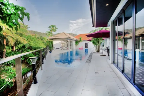 Villa in Phuket, Thailand 4 Schlafzimmer № 28210 - Foto 30