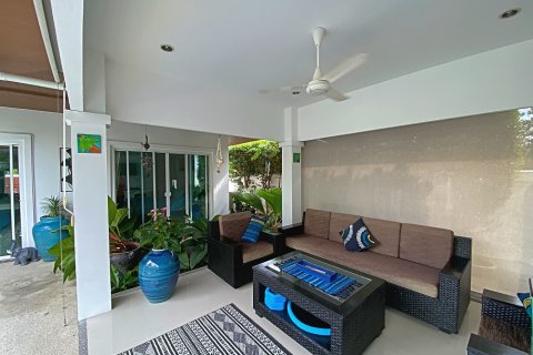 Casa de 3 dormitorios en Hua Hin, Tailandia № 125387 - foto 10