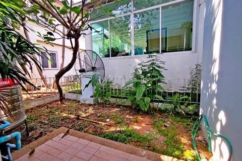 Casa de 3 dormitorios en Pattaya, Tailandia № 101788 - foto 7