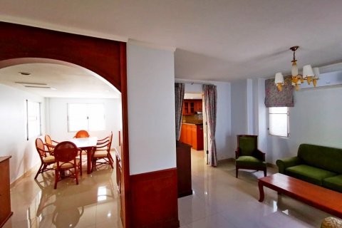 Casa de 3 dormitorios en Pattaya, Tailandia № 101788 - foto 15