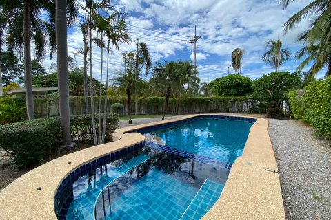 Casa de 3 dormitorios en Hua Hin, Tailandia № 125293 - foto 3