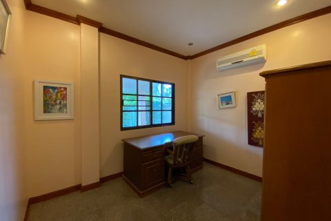 Casa de 3 dormitorios en Hua Hin, Tailandia № 125293 - foto 13
