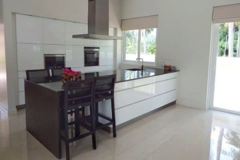 Casa de 3 dormitorios en Hua Hin, Tailandia № 125188 - foto 4