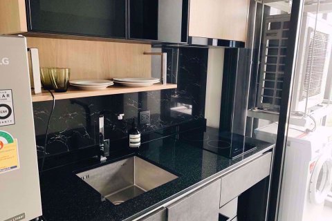 Sobre plano THE LINE Jatujak - Mochit en Bangkok, Tailandia № 36830 - foto 4
