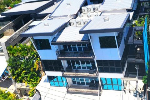 Condominio de 2 dormitorios en Pattaya, Tailandia № 132359 - foto 3