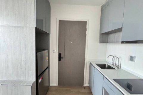 Condominio de 2 dormitorios en Bang Kapi, Bangkok, Tailandia № 132453 - foto 7