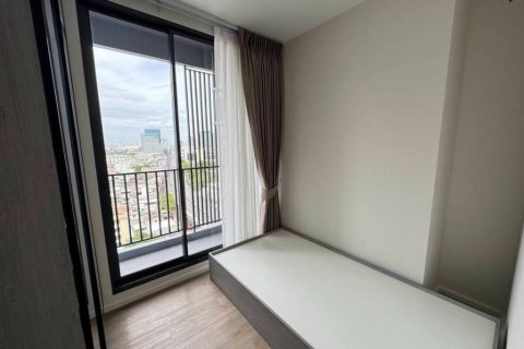 Condominio de 2 dormitorios en Bang Kapi, Bangkok, Tailandia № 132453 - foto 10