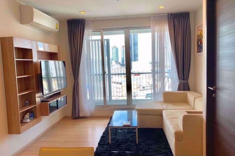 Кондоминиум с 2 спальнями в Бангкоке, Таиланд в Rhythm Sathorn - Narathiwas № 78203