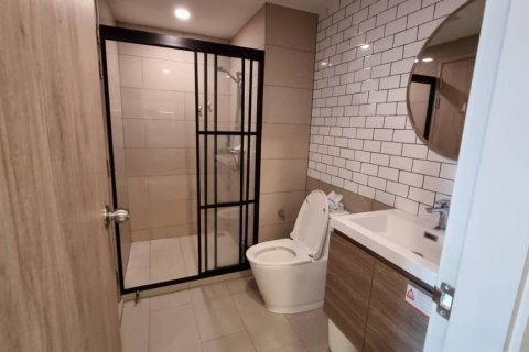 Condominio de 1 dormitorio en Bangkok, Tailandia № 132542 - foto 10