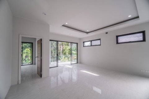 Casa de 3 dormitorios en Ko Samui, Tailandia № 126761 - foto 6
