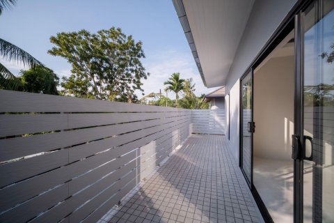 Casa de 3 dormitorios en Ko Samui, Tailandia № 126761 - foto 9