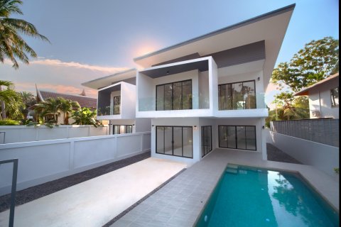 Casa de 3 dormitorios en Ko Samui, Tailandia № 126761 - foto 2