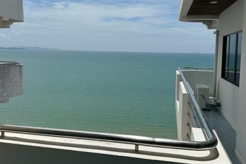 Condominio de 3 dormitorios en Jomtien Beach, Pattaya, Tailandia № 132293 - foto 30