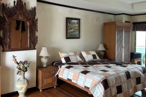 Condominio de 3 dormitorios en Jomtien Beach, Pattaya, Tailandia № 132293 - foto 11